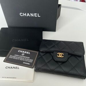 Chanel wallet
